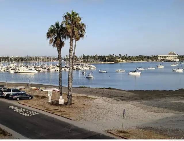 San Diego, CA 92109,3500 Bayside Walk #3B