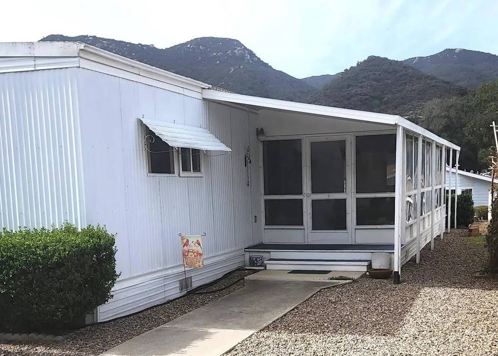 Escondido, CA 92026,8975 Lawrence Welk Drive #85