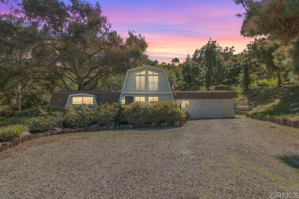 Fallbrook, CA 92028,1482 Wilt Road