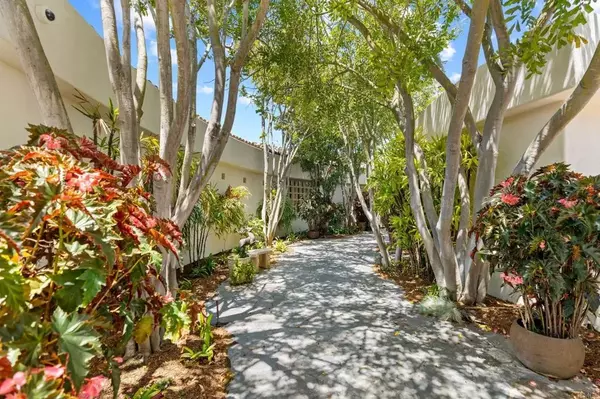 Rancho Santa Fe, CA 92067,16715 Rambla De Las Flores