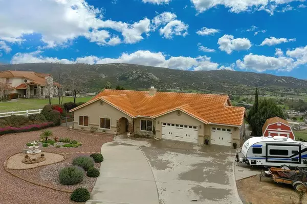 Ramona, CA 92065,236 Ramona Real