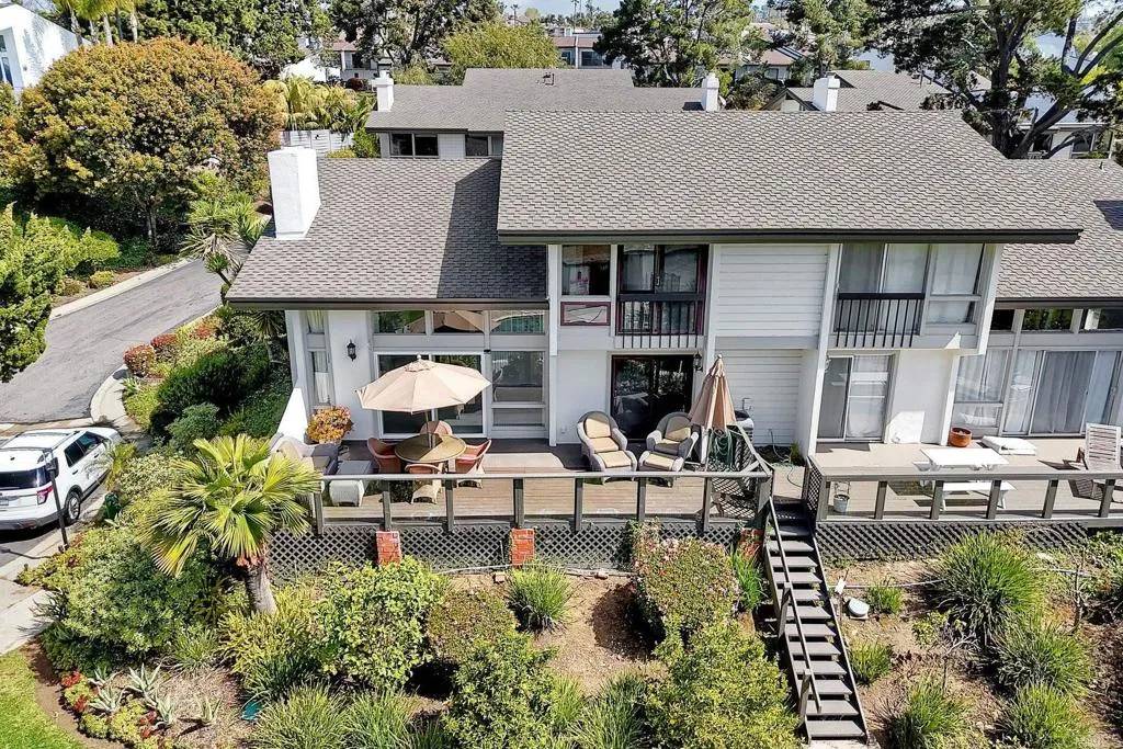 Carlsbad, CA 92009,23 Greenview Drive