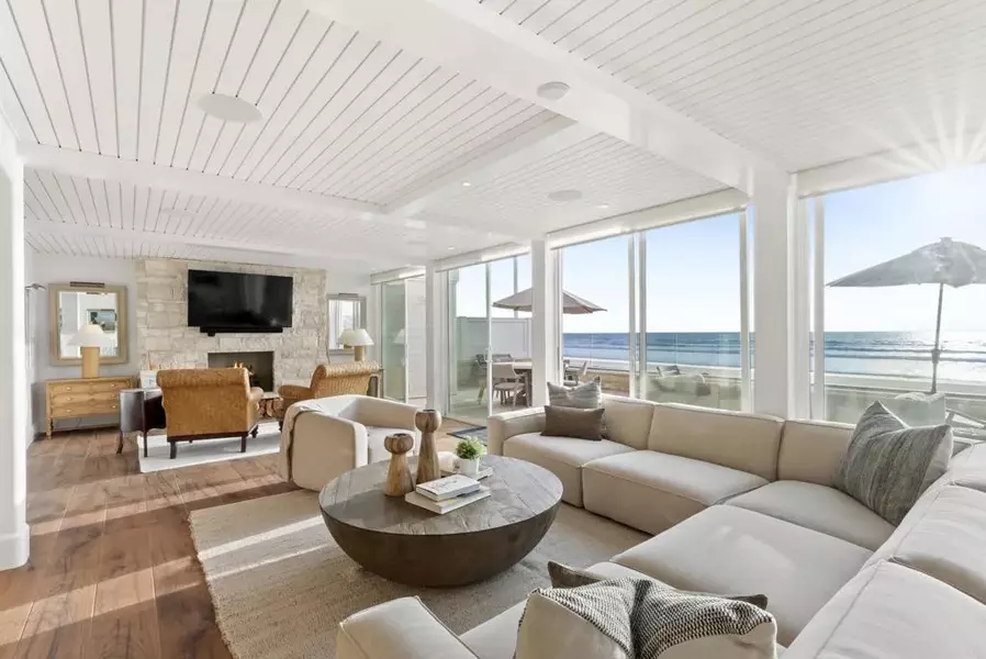 2418 Ocean Front, Del Mar, CA 92014