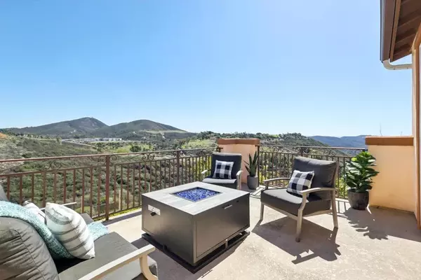 1208 Lexi Court, San Marcos, CA 92078