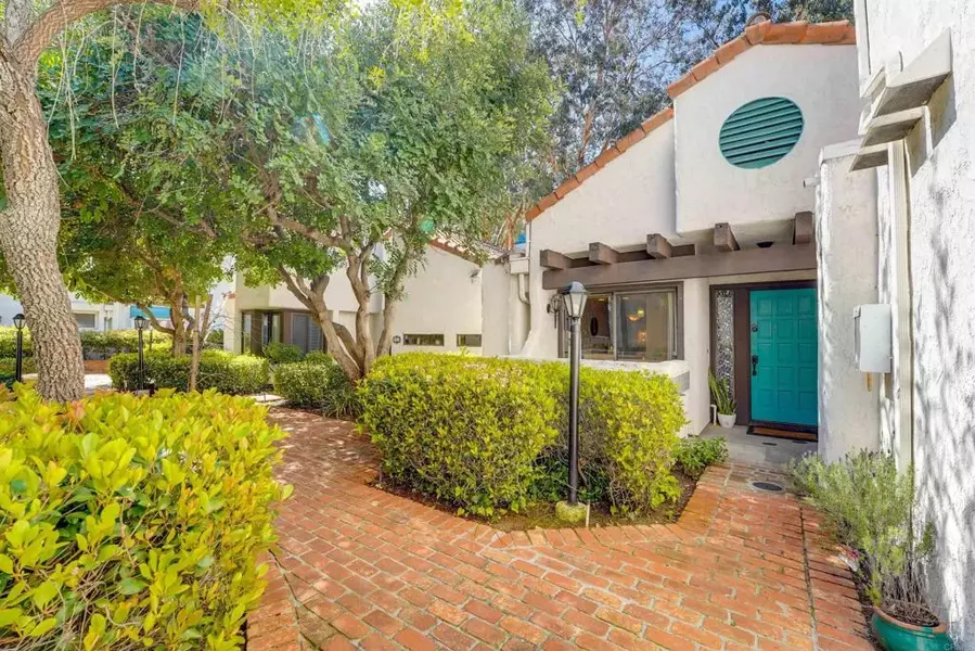 1955 Sunset Drive #Unit 75, Escondido, CA 92025