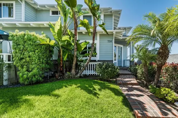 738 Cornish Drive, Encinitas, CA 92024