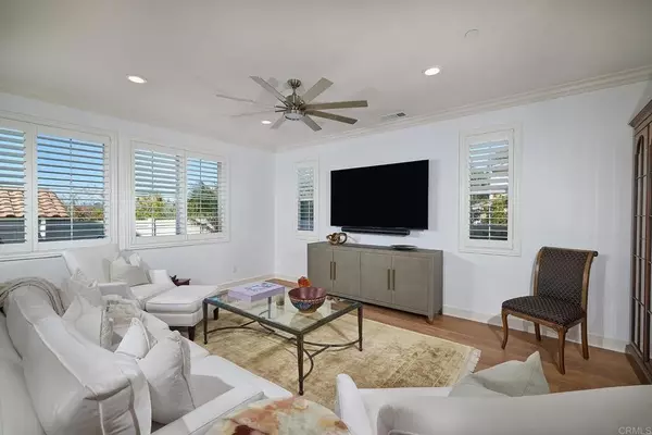 Encinitas, CA 92024,647 Manzanita Lane
