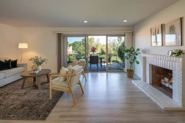 17469 Plaza Del Curtidor #201, San Diego, CA 92128