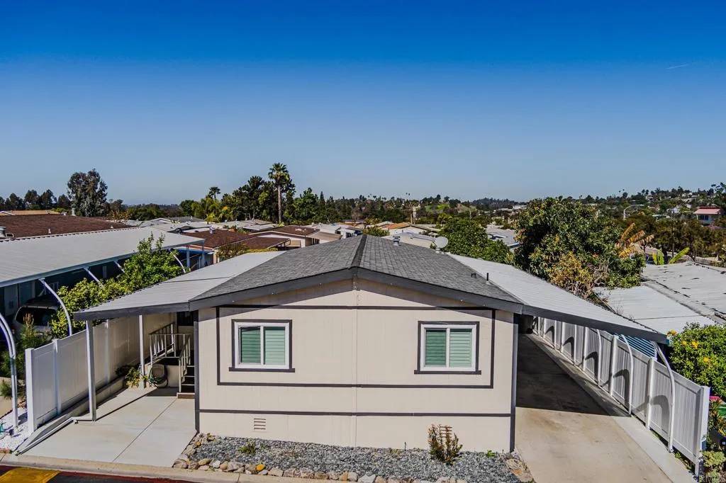 155 LAS FLORES DR #13, San Marcos, CA 92069
