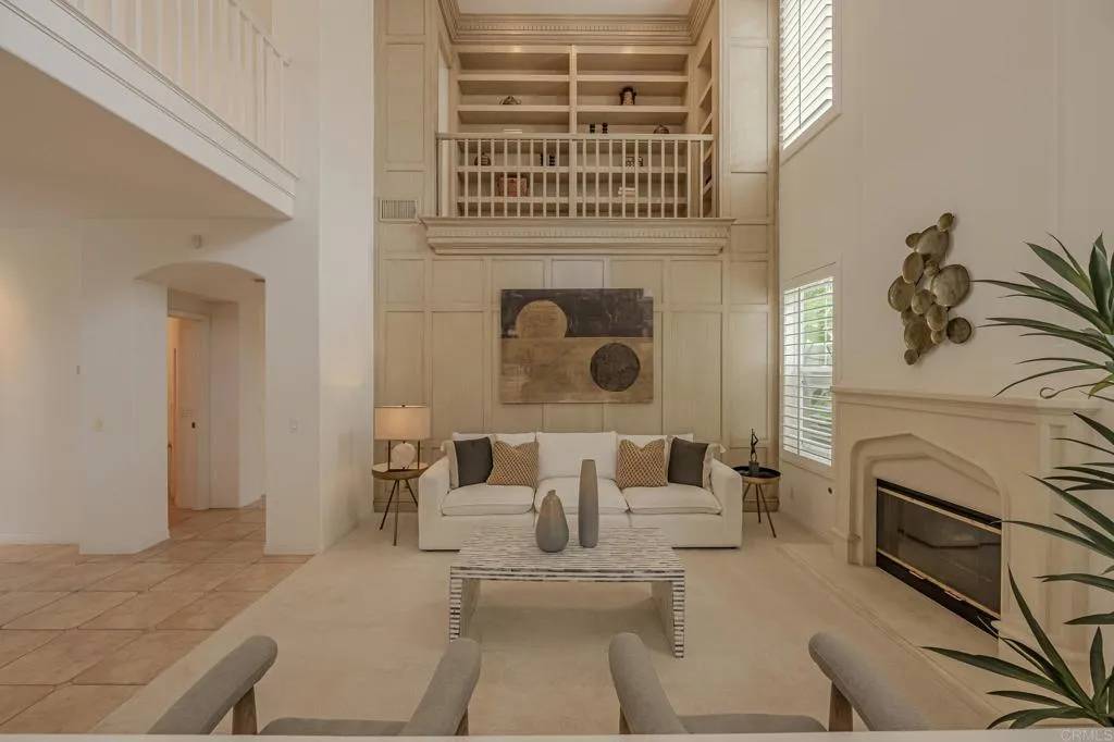 Carlsbad, CA 92011,1370 Cassins Street