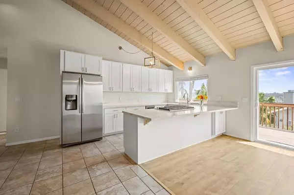 1881 Laurel Road, Oceanside, CA 92054