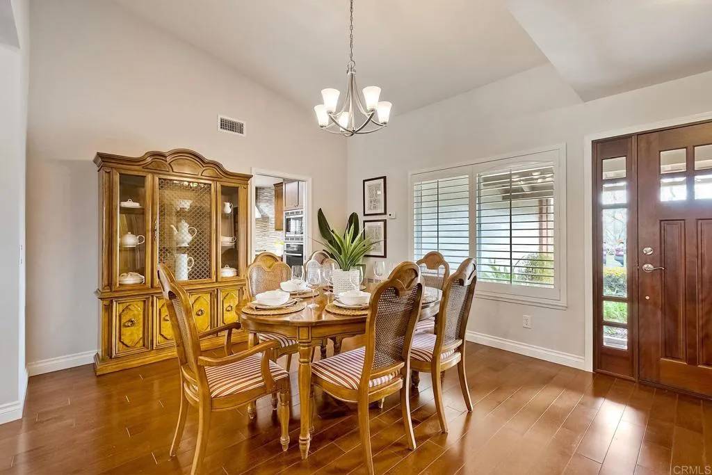 Poway, CA 92064,12952 Pomard Way