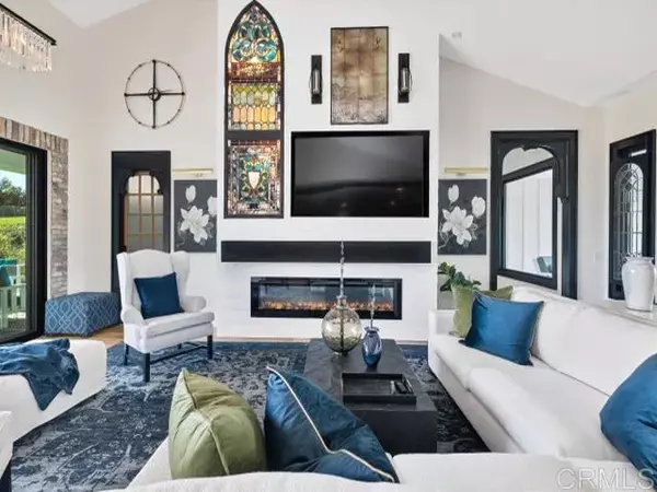 Fallbrook, CA 92028,2255 Via Dulcea