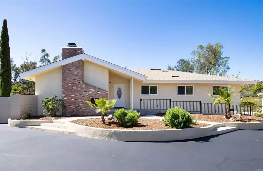 25311 Jesmond Dene Road, Escondido, CA 92026
