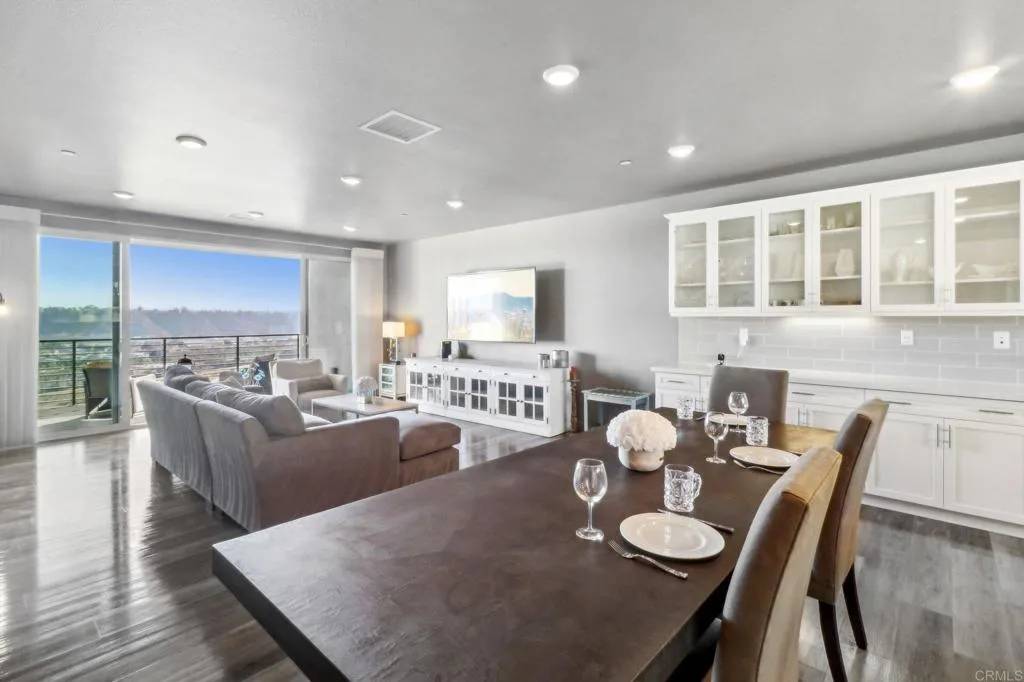 San Diego, CA 92108,2929 Via Alta Place