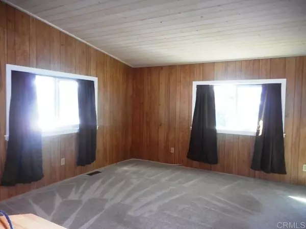Escondido, CA 92027,211 N Citrus #22