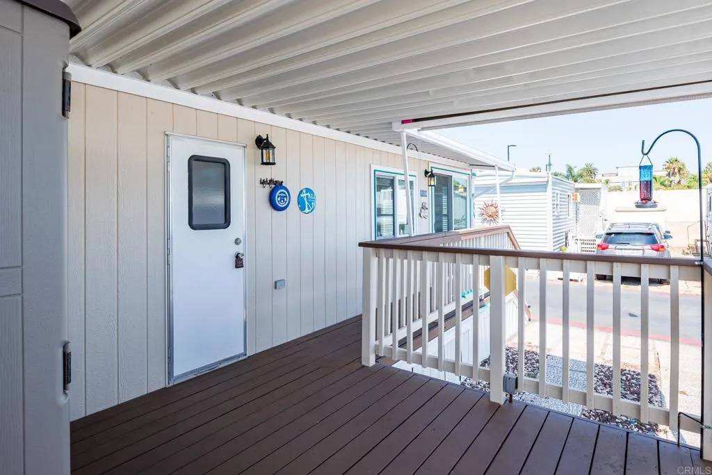 Oceanside, CA 92054,900 N Cleveland North #98A