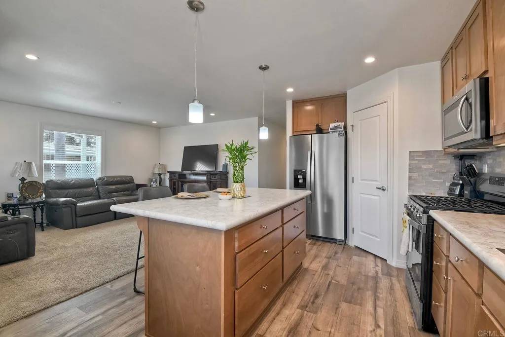 Escondido, CA 92026,2250 N Broadway #7