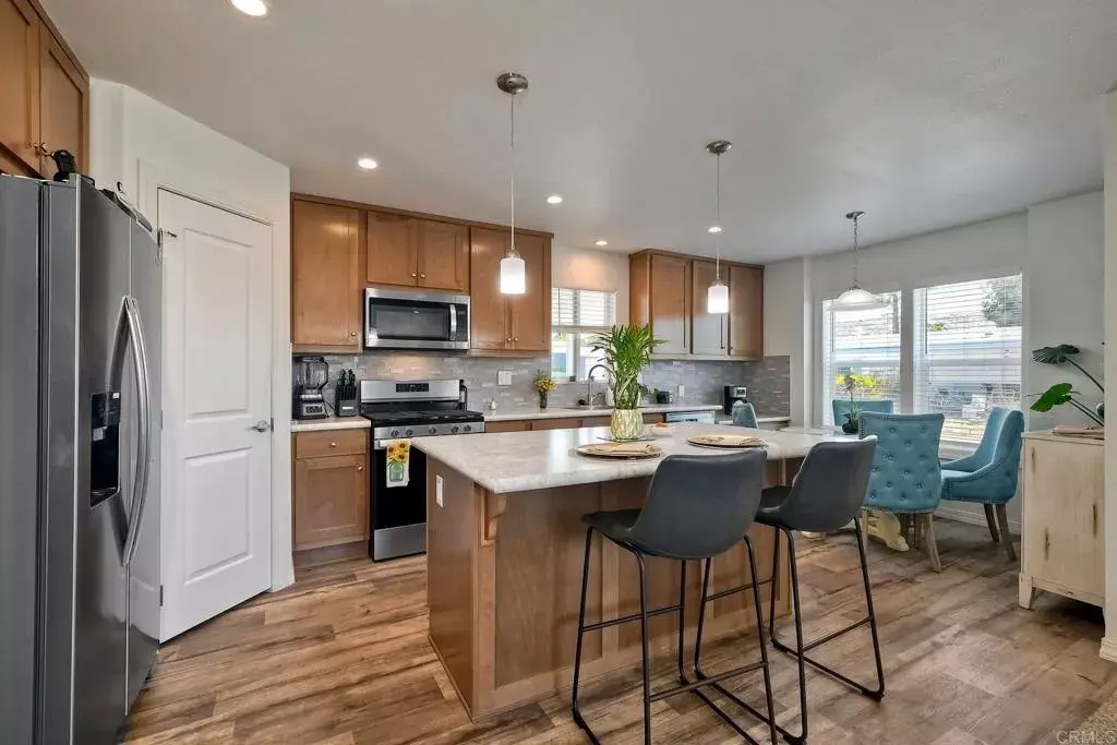 Escondido, CA 92026,2250 N Broadway #7