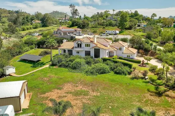 Vista, CA 92084,29770 Nella Lane