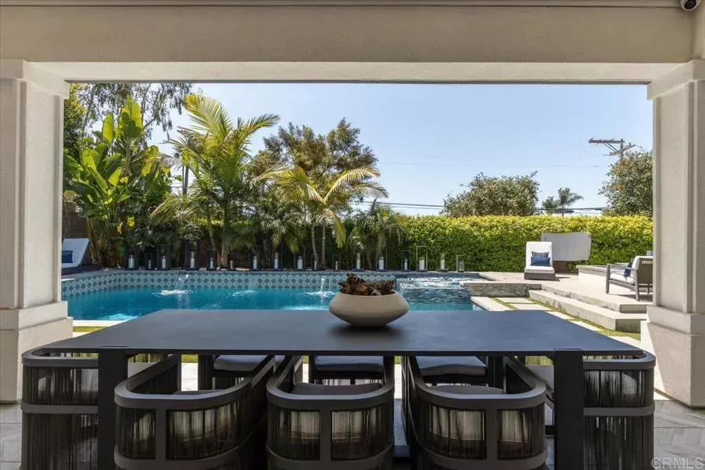 Encinitas, CA 92024,664 Jocelyn Way