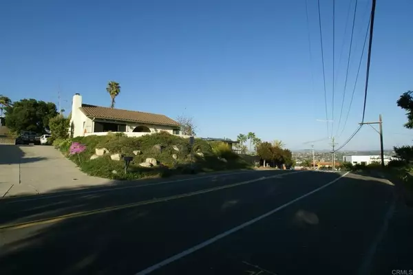 1812 Laurel Road, Oceanside, CA 92054