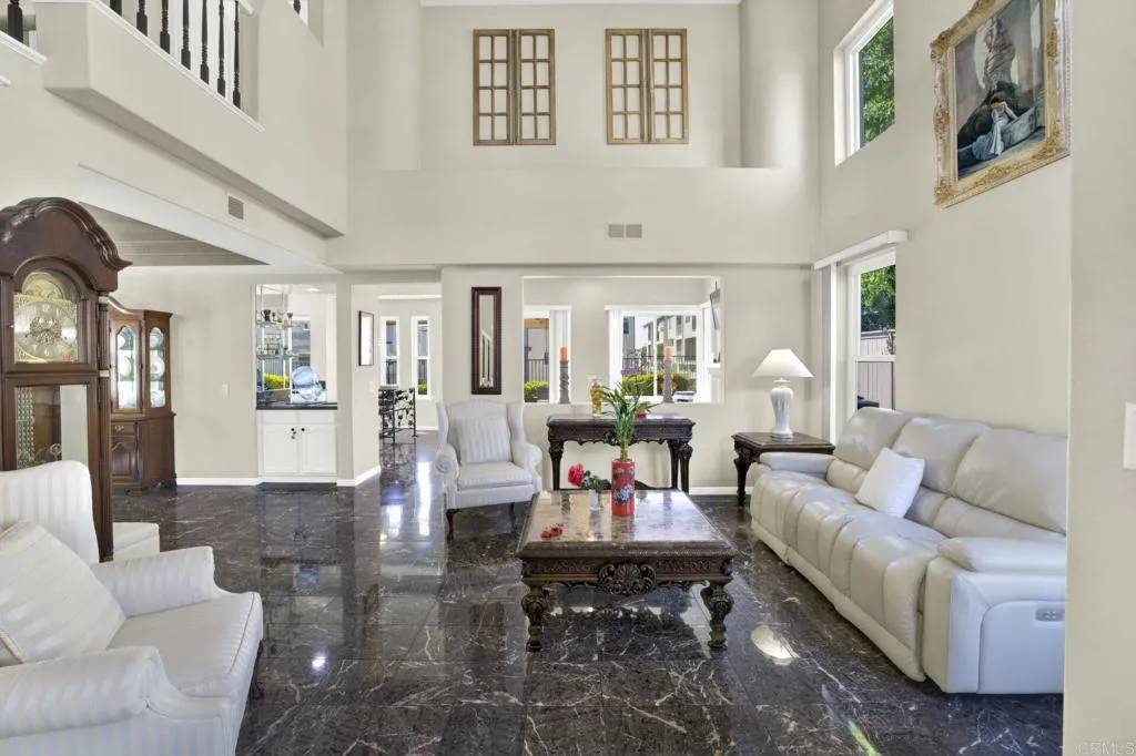 14082 Montfort Ct, San Diego, CA 92128