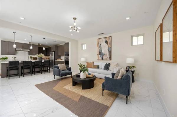 6784 Kenmar Way, San Diego, CA 92130