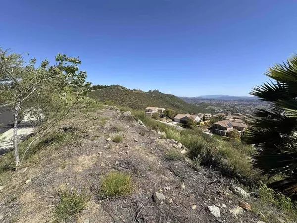 Santee, CA 92071,0 Mariposa