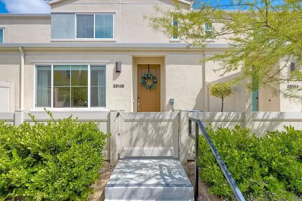 Fallbrook, CA 92028,35148 Grove Trail