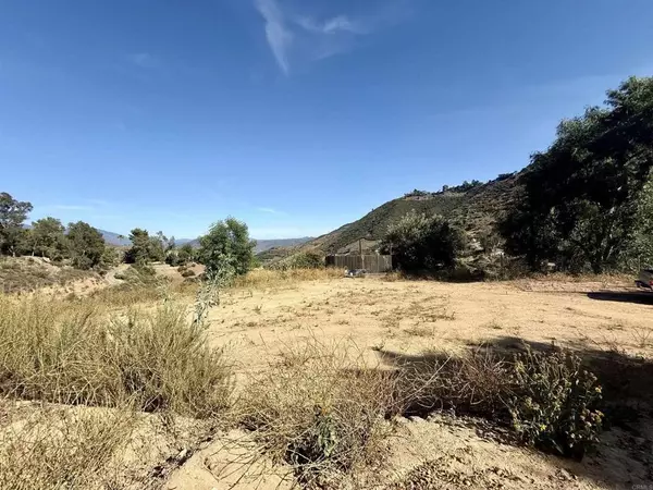 Fallbrook, CA 92028,9932 Gomez Creek