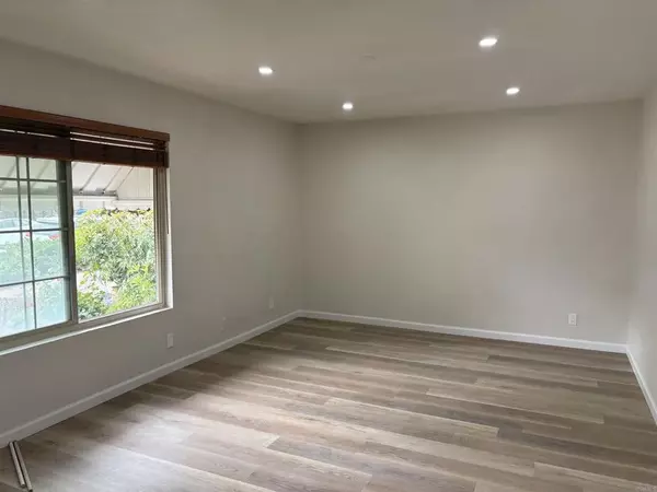 Mira Mesa, CA 92126,10241 Saluda