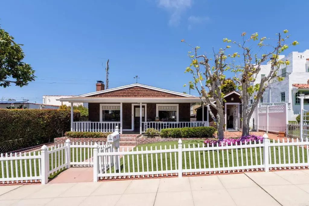 La Jolla, CA 92037,1138 Virginia Way