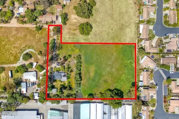 Vista, CA 92084,1932 Victory Drive