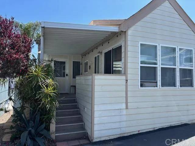 Encinitas, CA 92024,1624 N Coast Hwy 101 #7