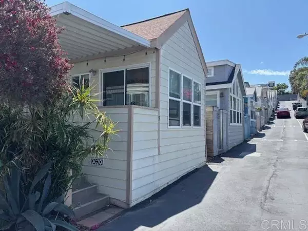 Encinitas, CA 92024,1624 N Coast Hwy 101 #7