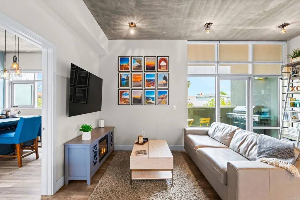 San Diego, CA 92103,3740 Park Boulevard #209