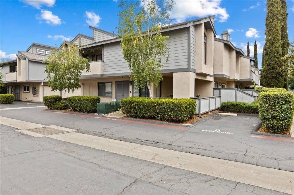 2135 E Valley Parkway #51, Escondido, CA 92027