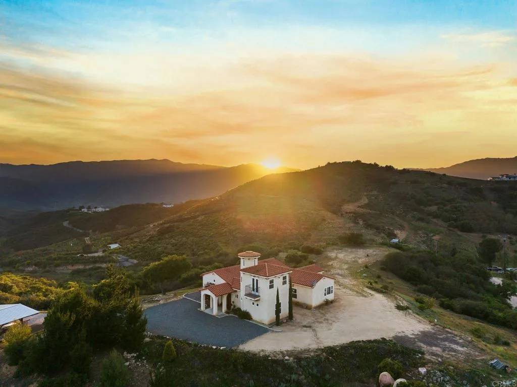 2389 Eric Road, Fallbrook, CA 92028