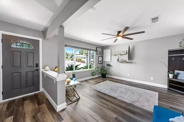 Oceanside, CA 92056,3221 Camarillo Avenue