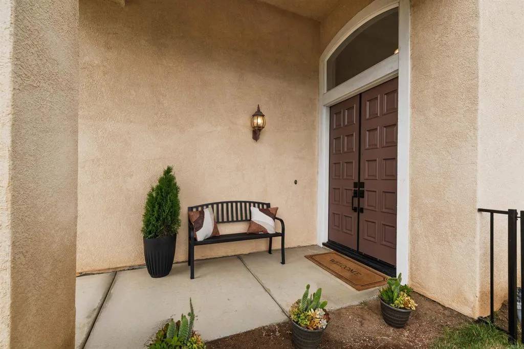 San Marcos, CA 92069,865 Saint Nikola Court