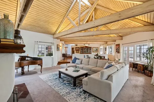 Fallbrook, CA 92028,4938 San Jacinto Circle East