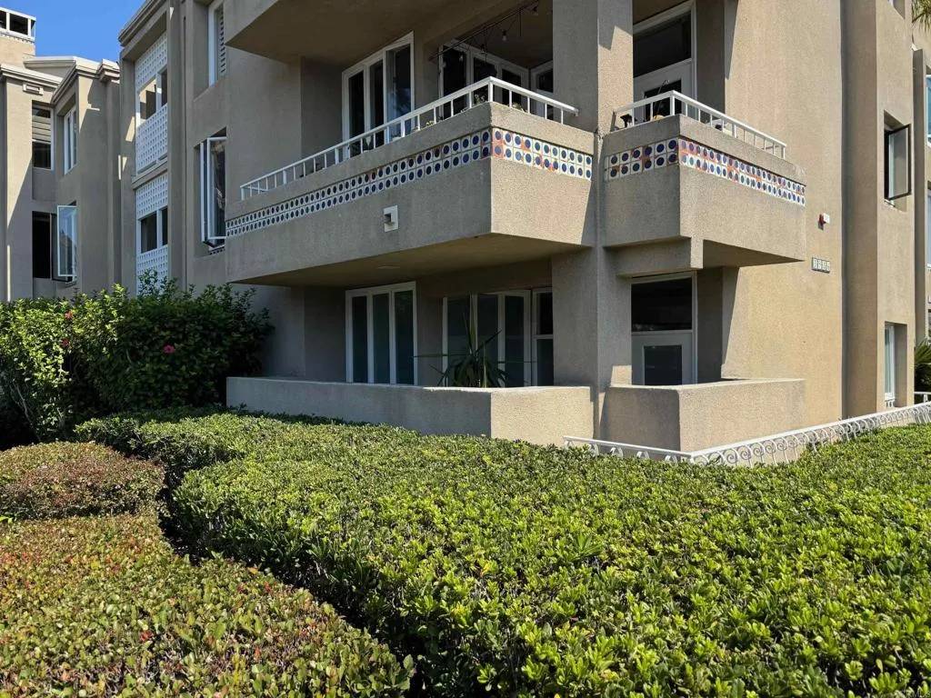 3956 Nobel Dr #101, University City, CA 92122