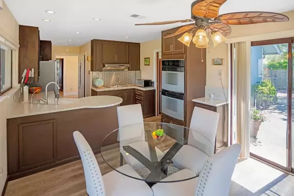 Fallbrook, CA 92028,5221 Olive Hill Road
