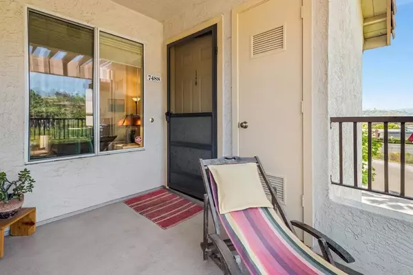 7488 Altiva Pl, Carlsbad, CA 92009