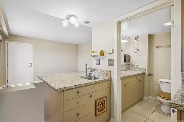 National City, CA 91950,801 National City Boulevard #916