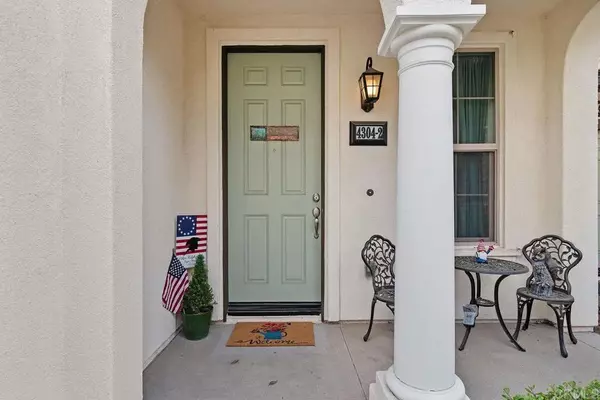 Oceanside, CA 92056,4304 Pacifica Way #2