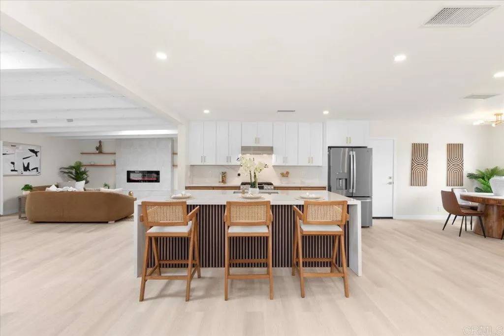 4566 Derrick Drive, San Diego, CA 92117