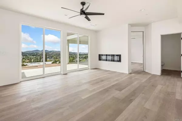 Escondido, CA 92025,1535 Mount Glen