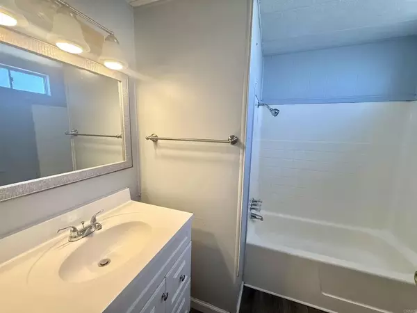 San Marcos, CA 92078,150 S Rancho Santa Fe #44